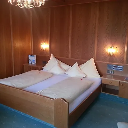 Otel Garni Dietrich Seefeld in Tirol