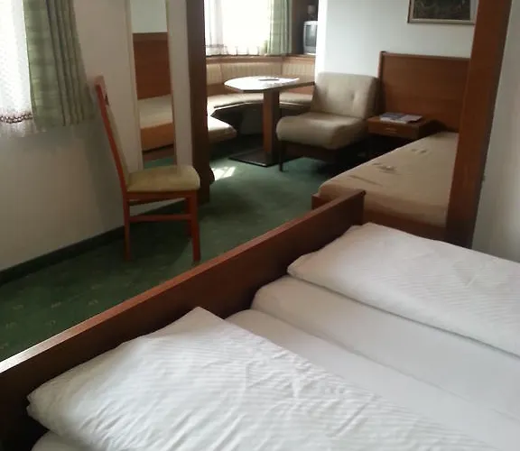 Hotel Garni Dietrich 2*